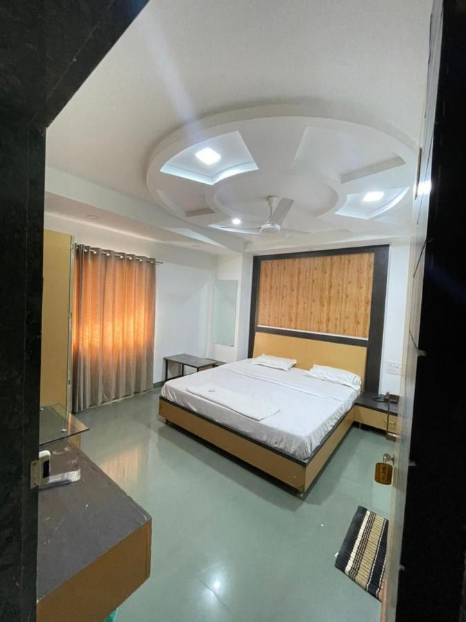 Hotel Holiday Pride أورانغاباد المظهر الخارجي الصورة